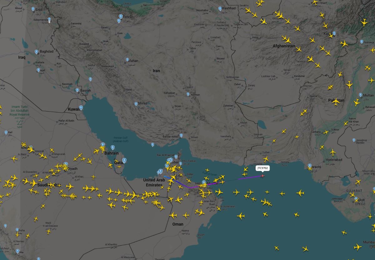 Операторы проводят тесты воздушных коридоров в Персидском заливе на фоне эскалации войны с Ираном
