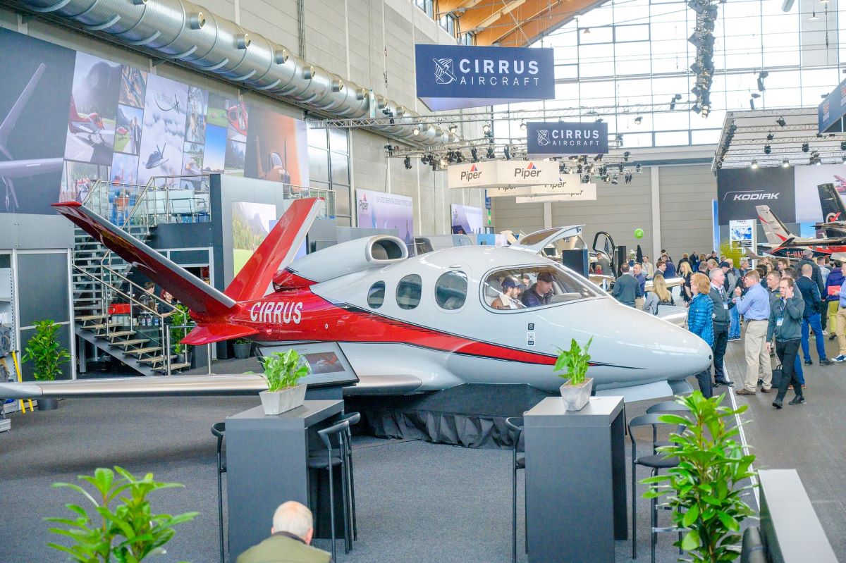 Cirrus ожидает высокого спроса на Vision Jet в Европе