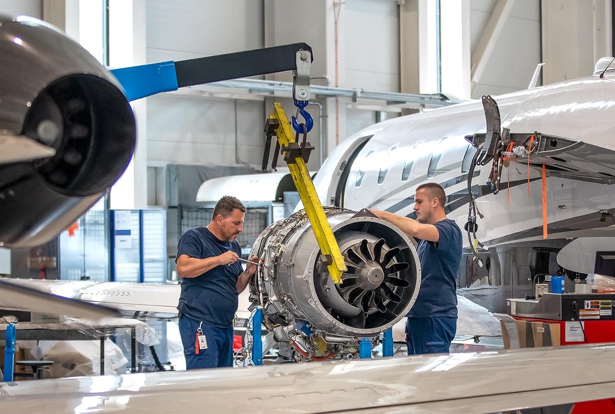 Prince Aviation заменила восемь двигателей за пять дней