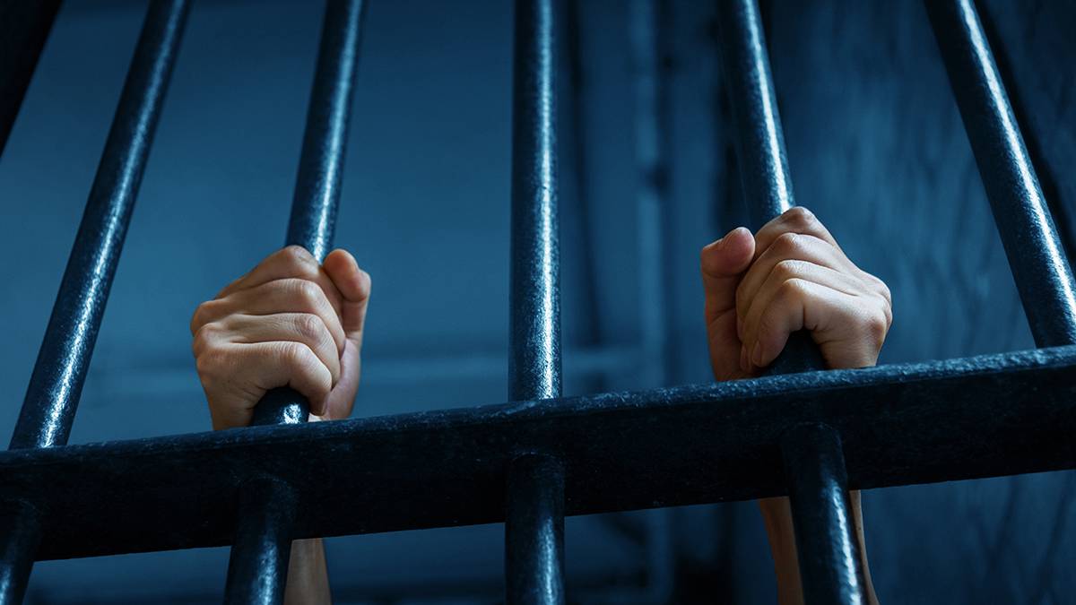 Пилоты американского бизнес-джета попали в тюрьму в Гвинее