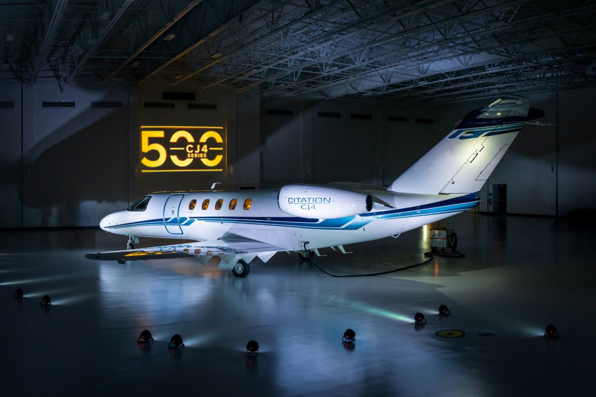 Textron отмечает поставку 500-го бизнес-джета Cessna Citation CJ4