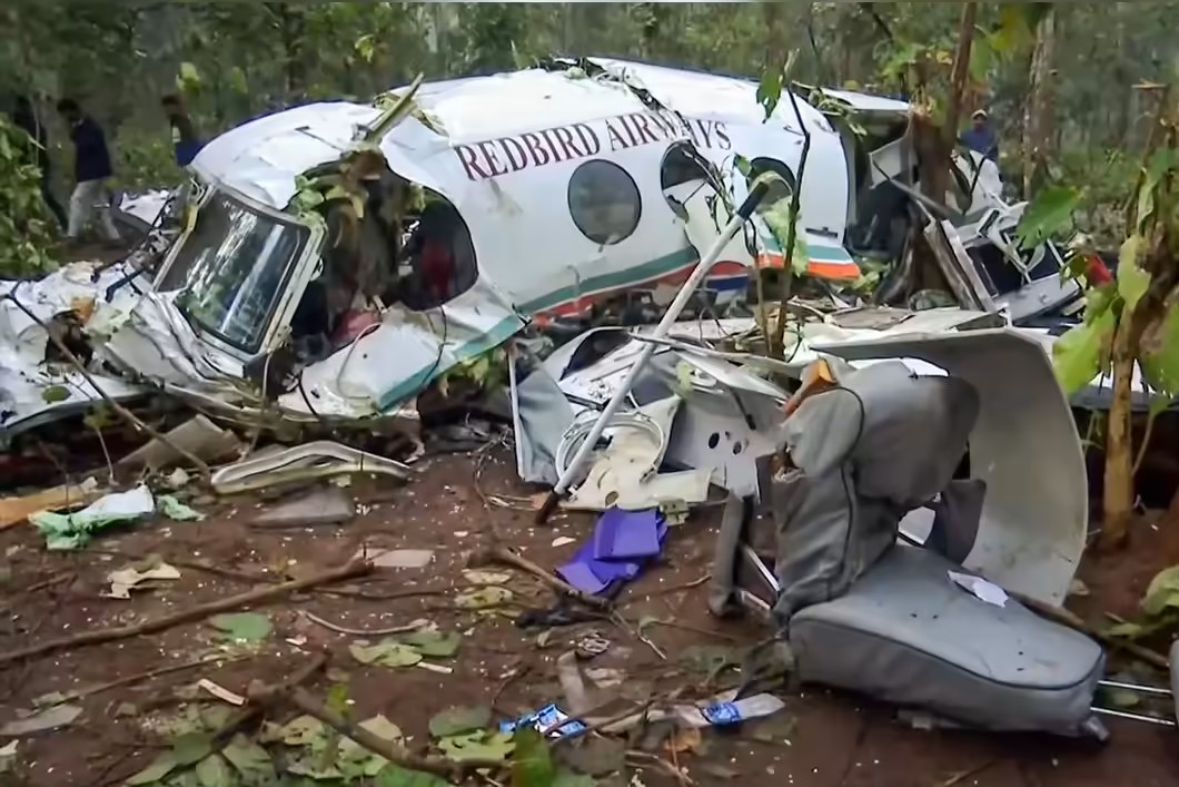 Две авиакатастрофы подряд поставили под сомнение безопасность чартерных рейсов в Индии 