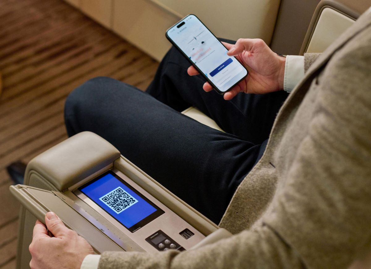 Jet Aviation завершила первую установку собственной системы развлечений и управления салоном