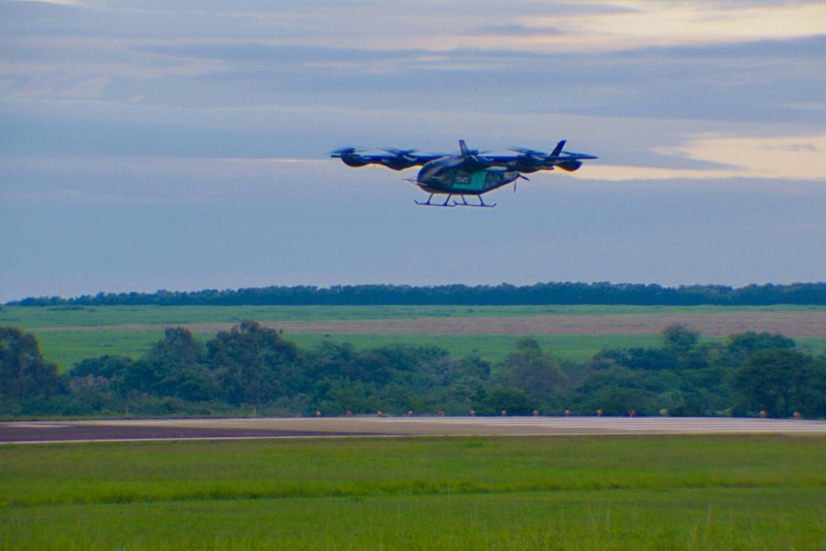 Прототип eVTOL Eve совершил первый полёт