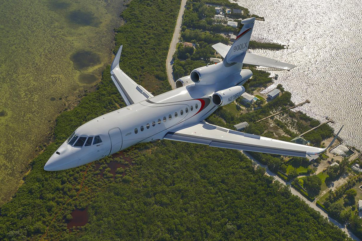 FAA одобрило бортовую систему связи Viasat в Ka-диапазоне для Falcon 900EX