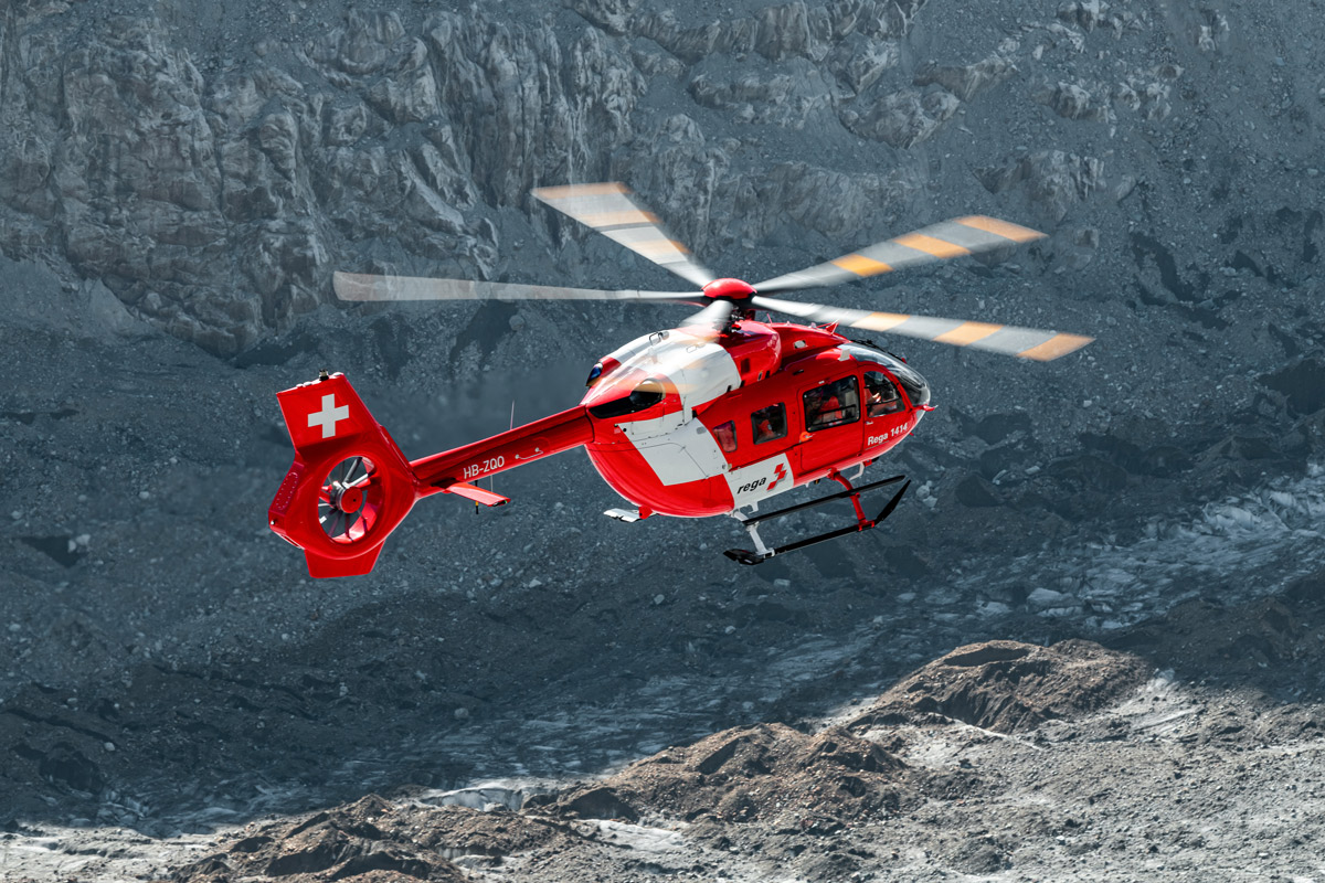 Rega дополнительно заказывает 12 пятилопастных H145