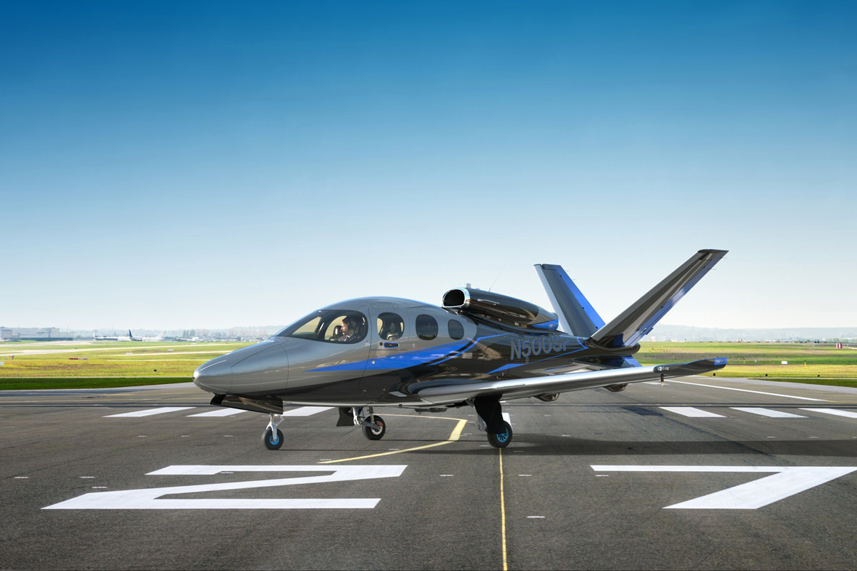 Cirrus Aircraft  500-   Vision Jet