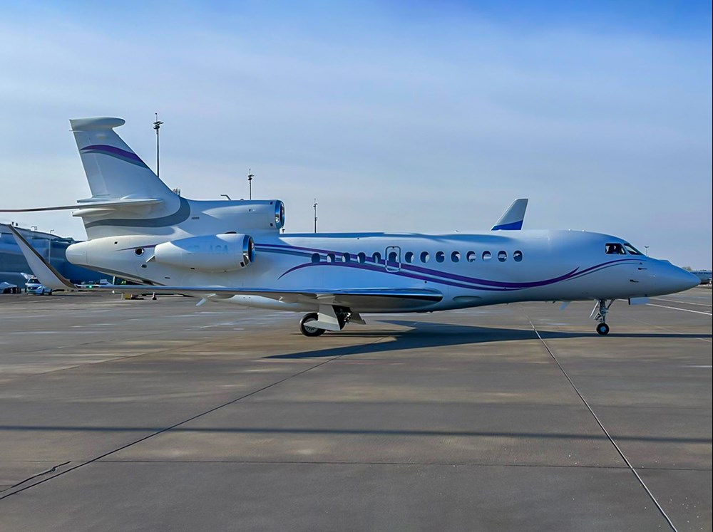 Польская AMC Aviation начинает полеты на Falcon 7X