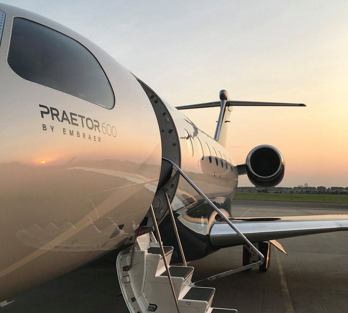Поставки Embraer резко выросли