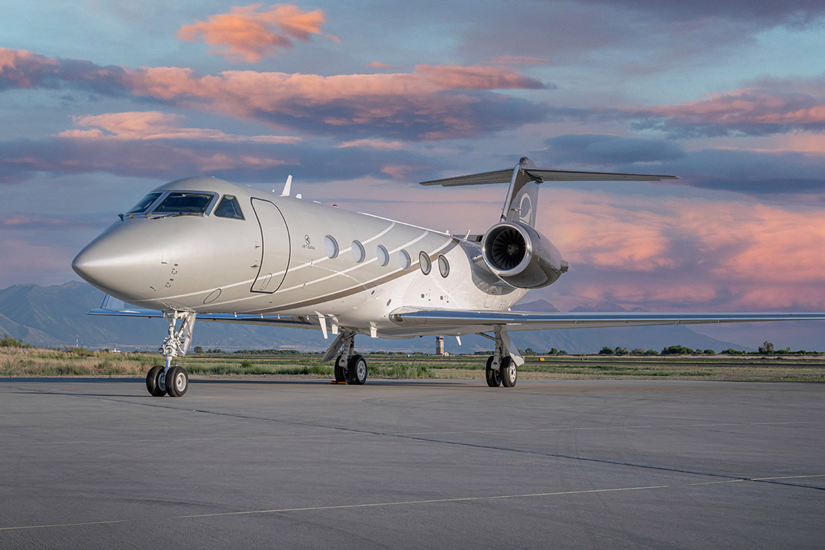 KKR дополнительно инвестирует $75 млн в Jet Edge International