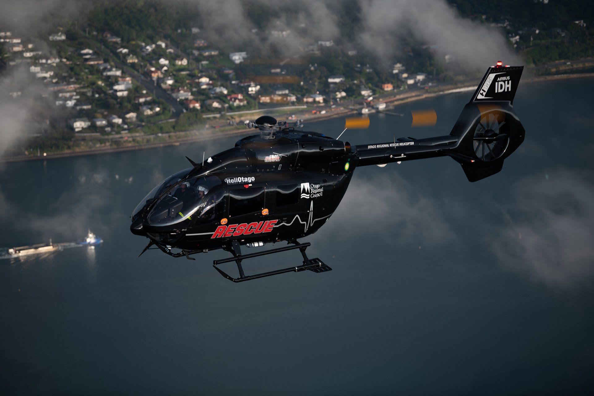  H145     2000  