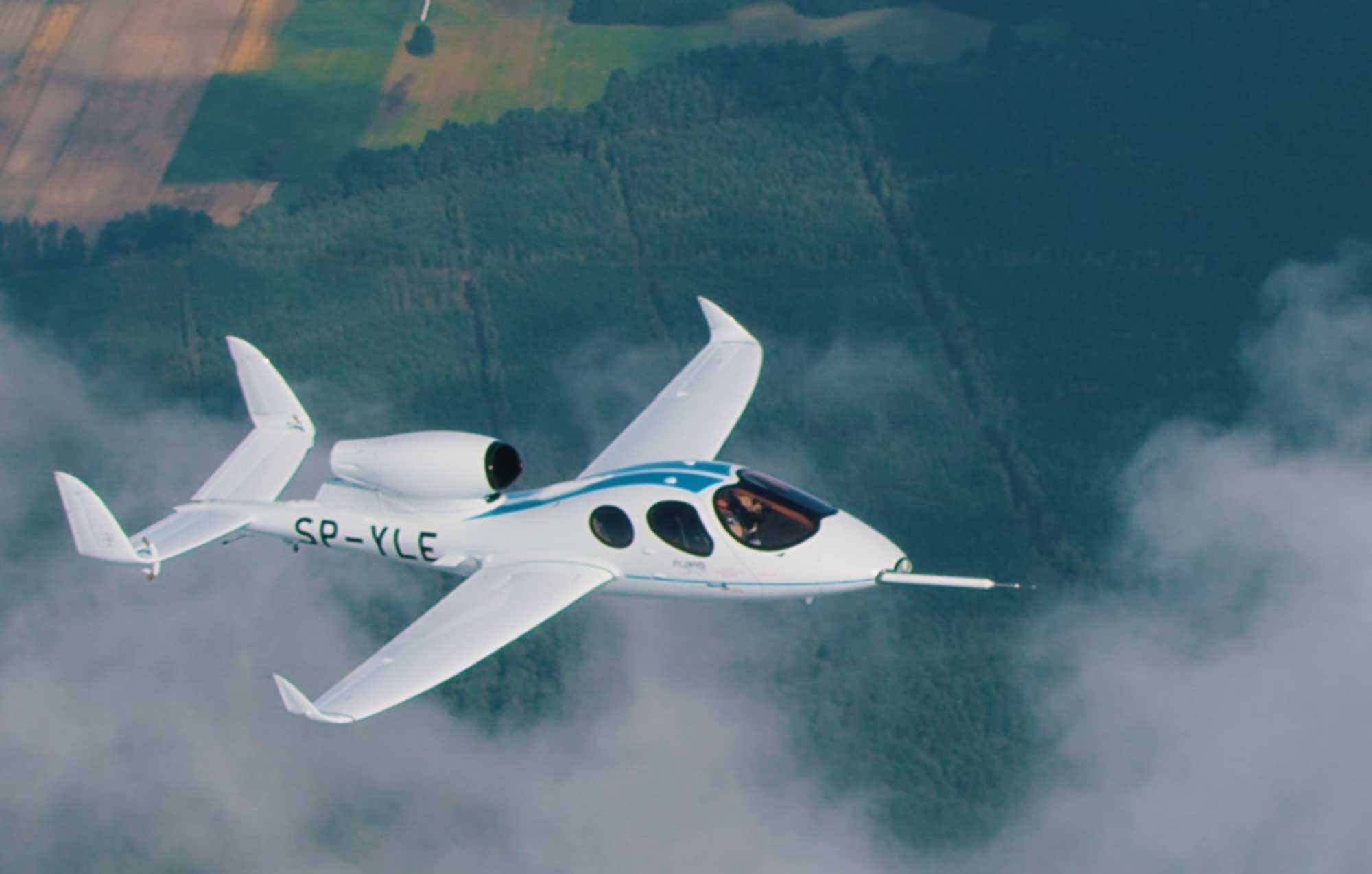 Metal Master возобновляет программу Flaris LAR-1