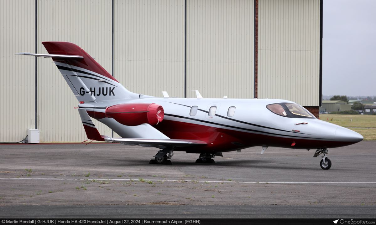 Bookajet расширяет чартерный флот третьим HondaJet