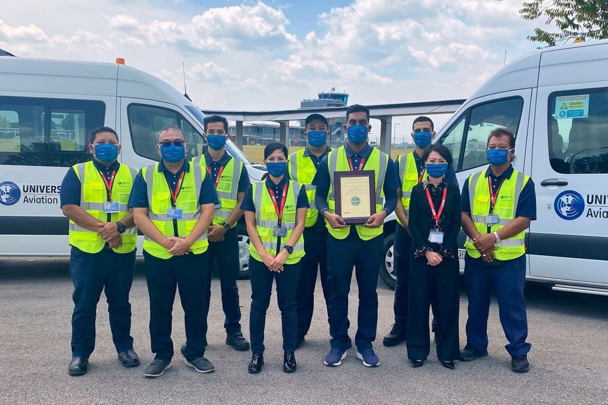 Universal Aviation Singapore первой в Сингапуре получила IS-BAH Stage 3
