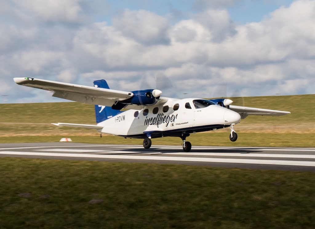          P2012 STOL