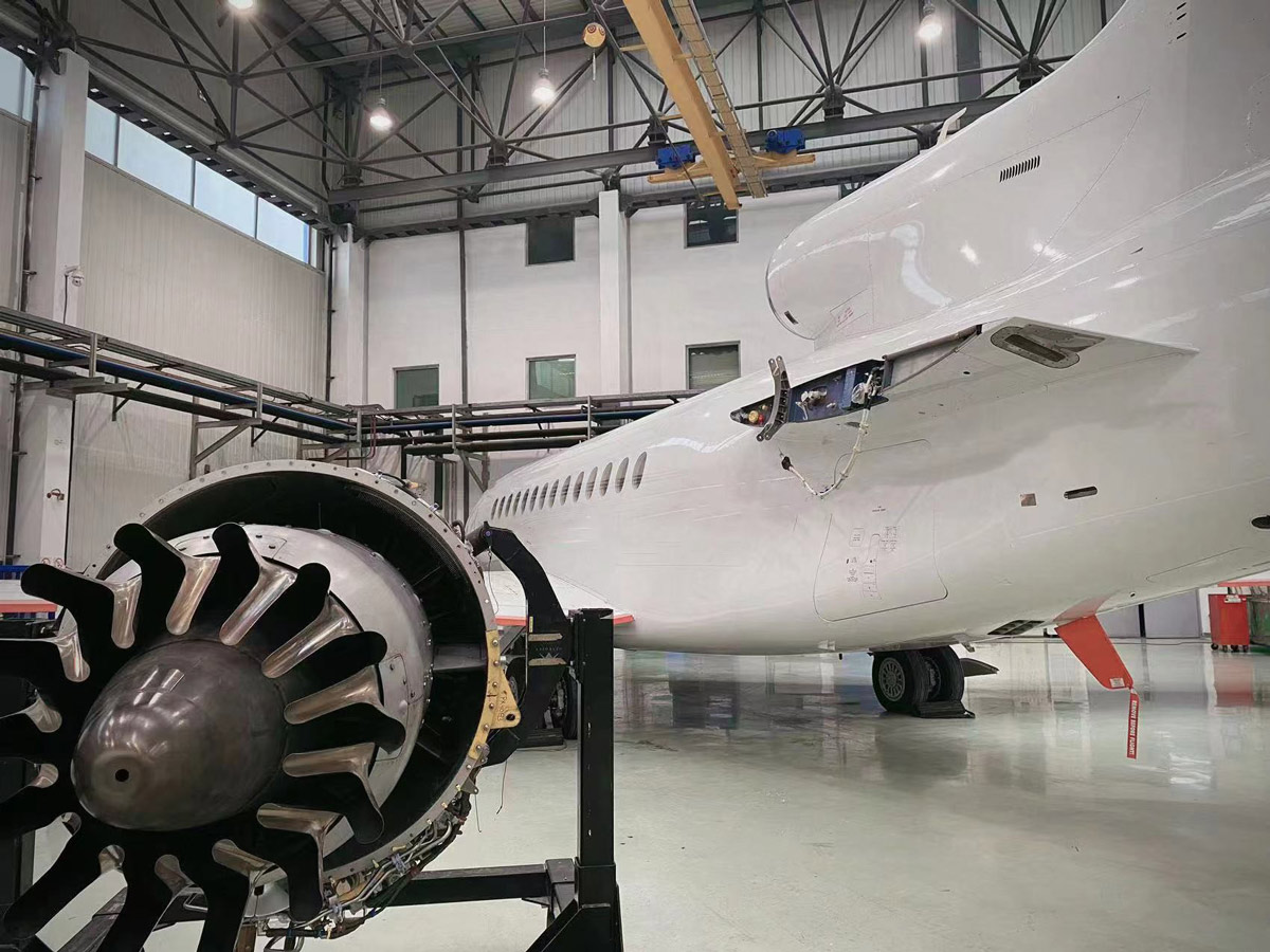 ExecuJet Haite завершила первую замену двигателя на Falcon 7X