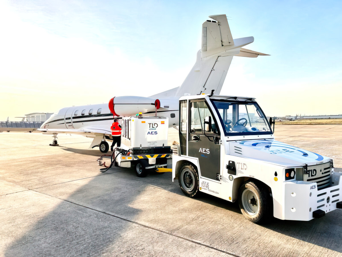 ExecuJet представляет первое полностью электрическое оборудование для наземного обслуживания в Ле-Бурже