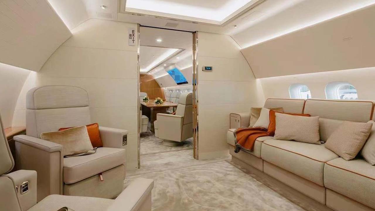 Opus Aero выставил на продажу «свежий» ACJ319neo