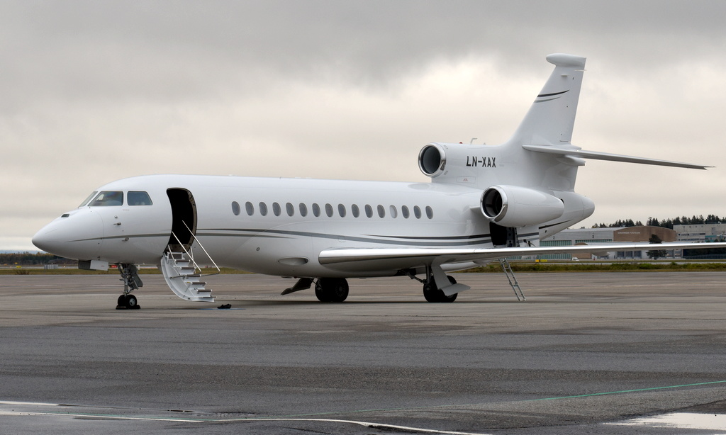 В Норвегию поставлен первый Falcon 8X