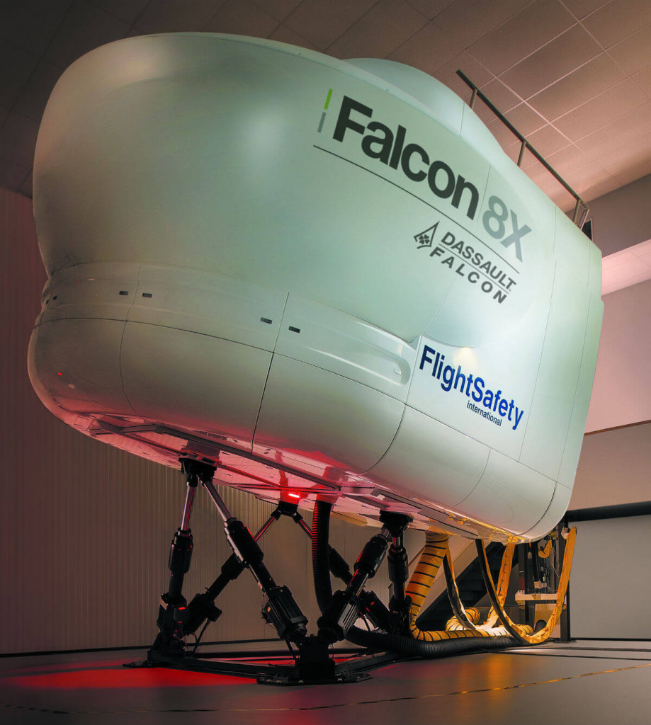 Новый тренажер Falcon 8X доступен в США