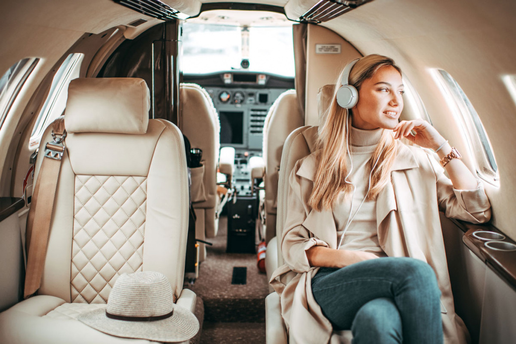 Magellan Jets сегментирует предложения по карточным продуктам