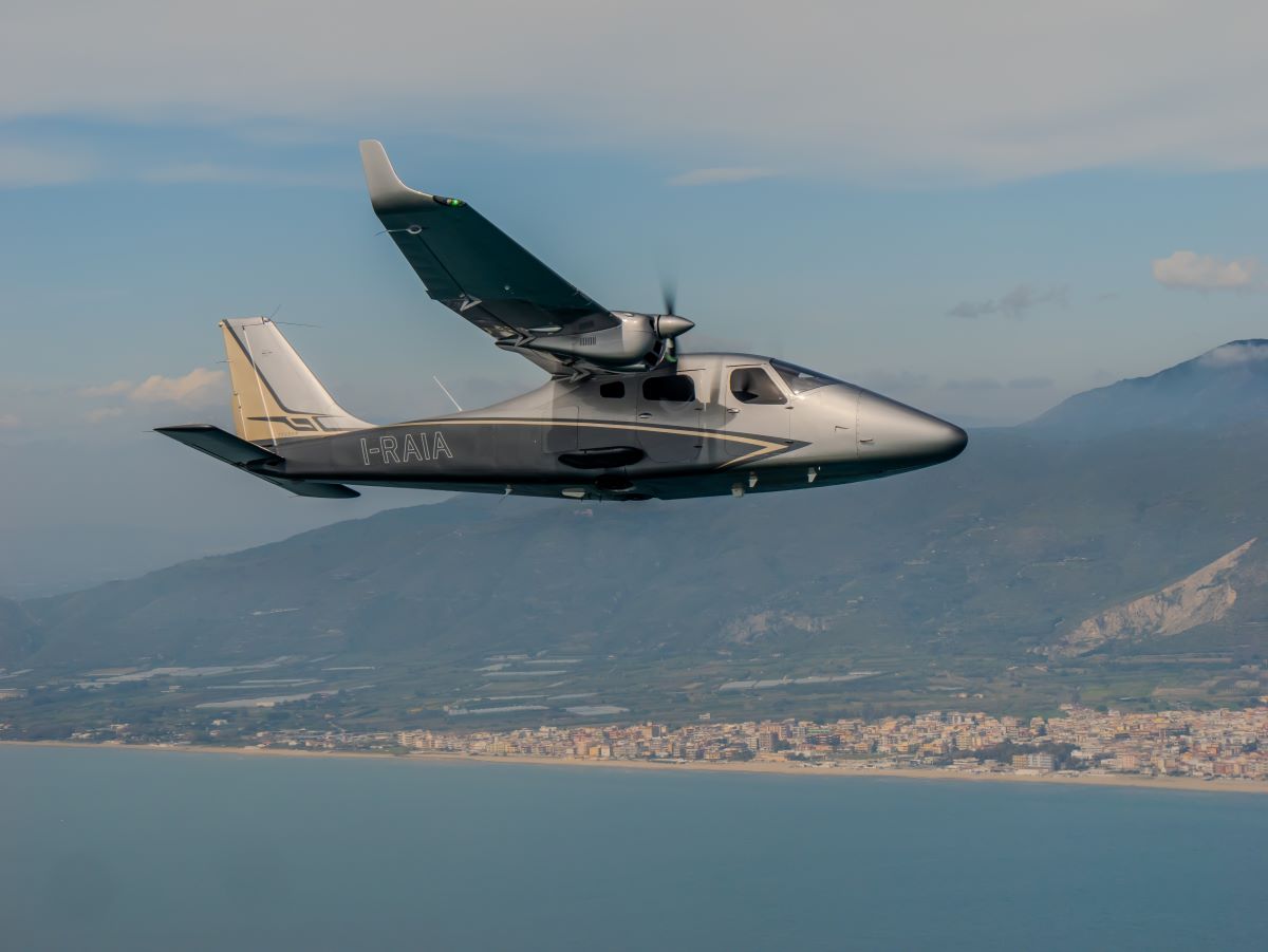 Tecnam представляет P2006T NG
