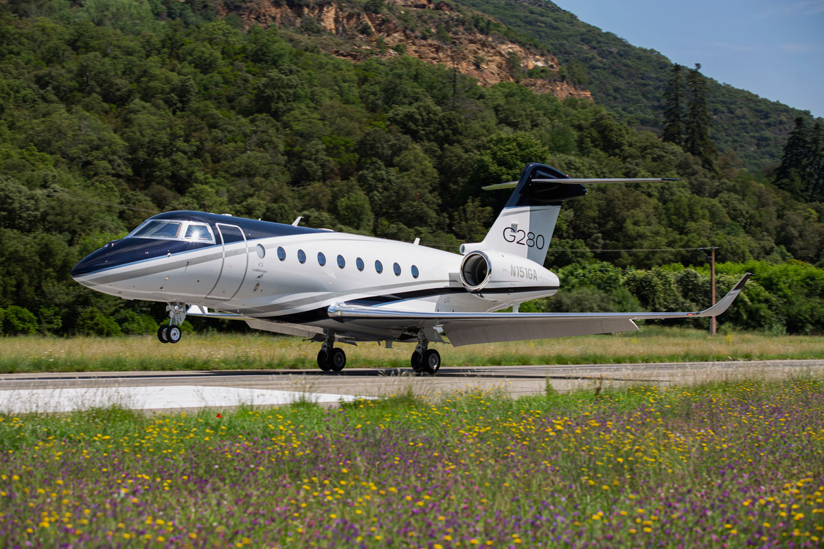 Gulfstream G280 допущен к полетам в аэропорт Ла-Моль