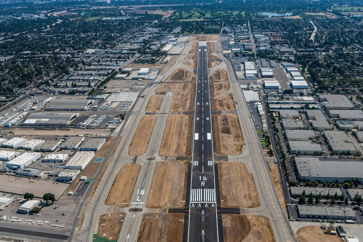 Van Nuys Airport наградил «тихих» операторов