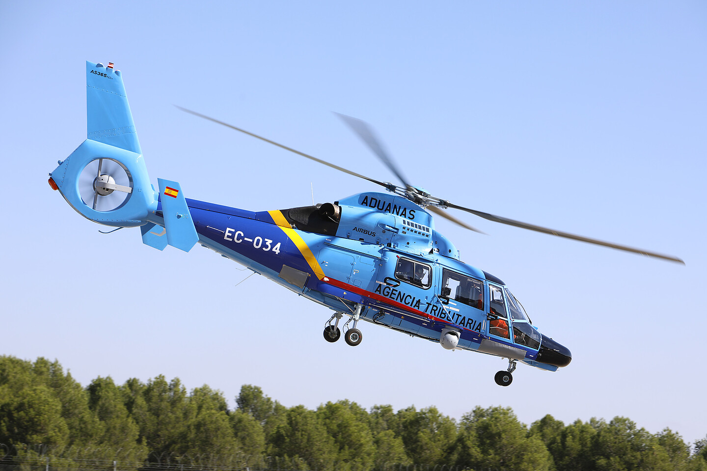 Airbus поставил последний AS365 N3 Dauphin