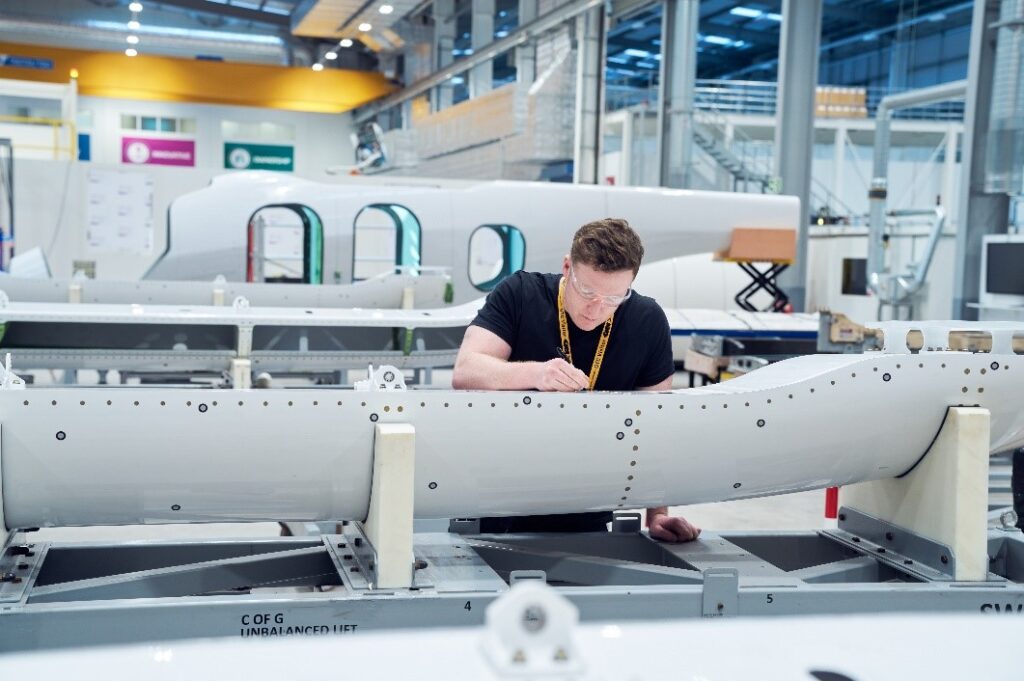 Третий прототип eVTOL Vertical VX4 обретает форму