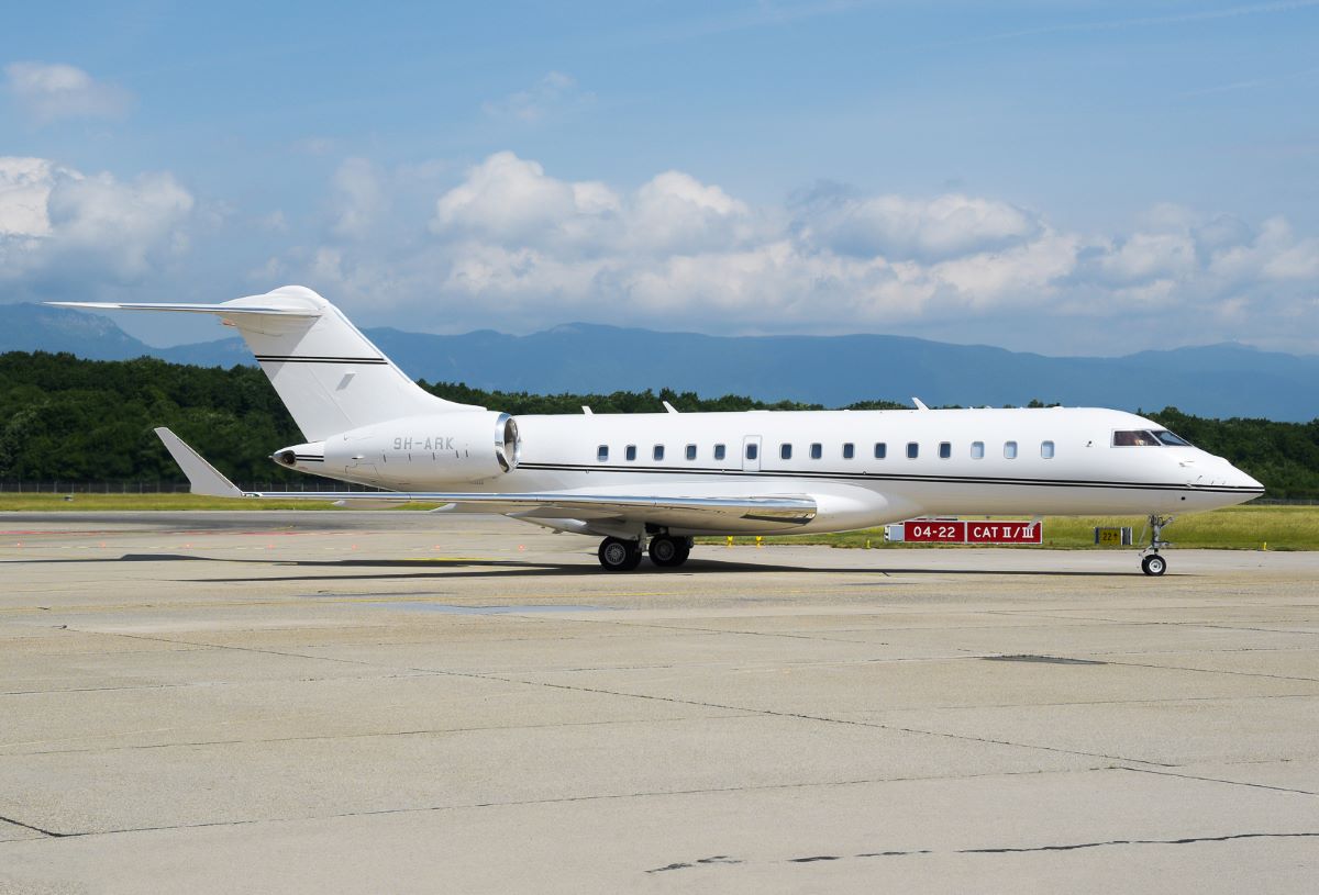 Emperor Aviation вывели из-под санкций