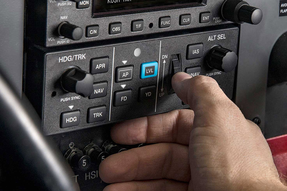 FAA уведомило пилотов и владельцев о проблеме с автопилотом Garmin GFC 500