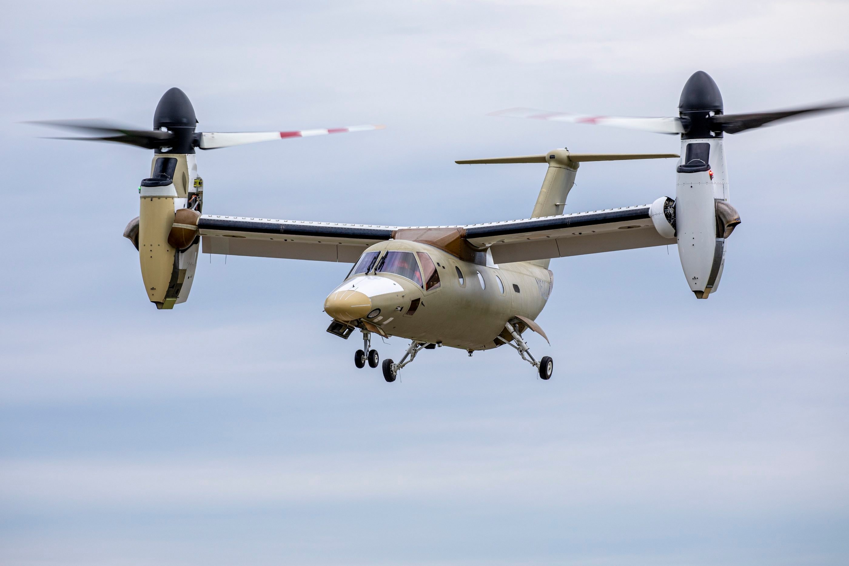 Первый серийный AW609 поднялся в воздух