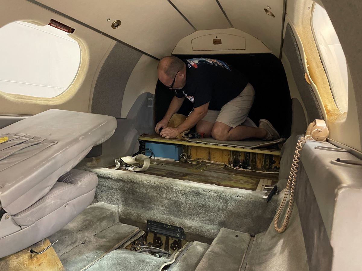 Группа по восстановлению первого серийного Learjet 23 добилась прогресса