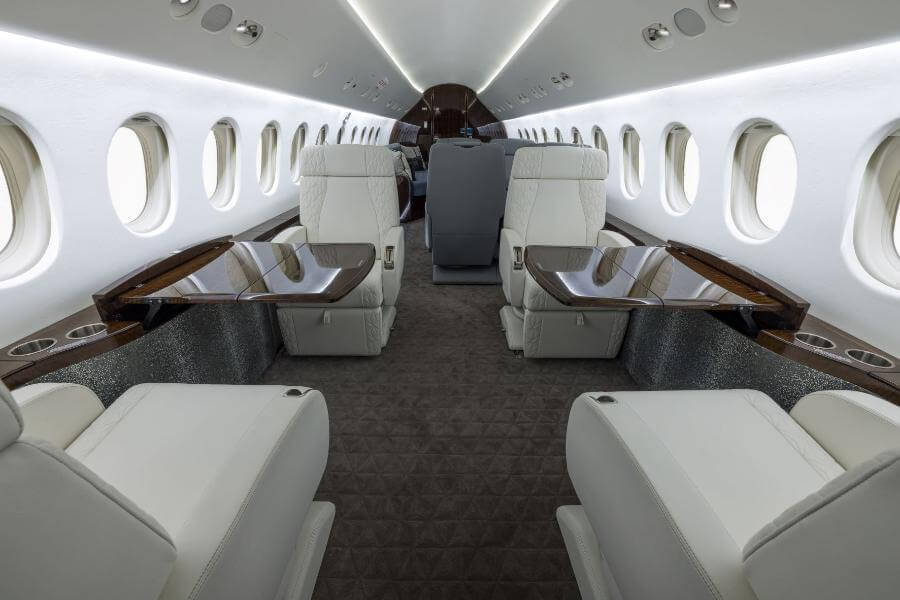 Duncan Aviation представила Falcon 900EX с уникальными характеристиками