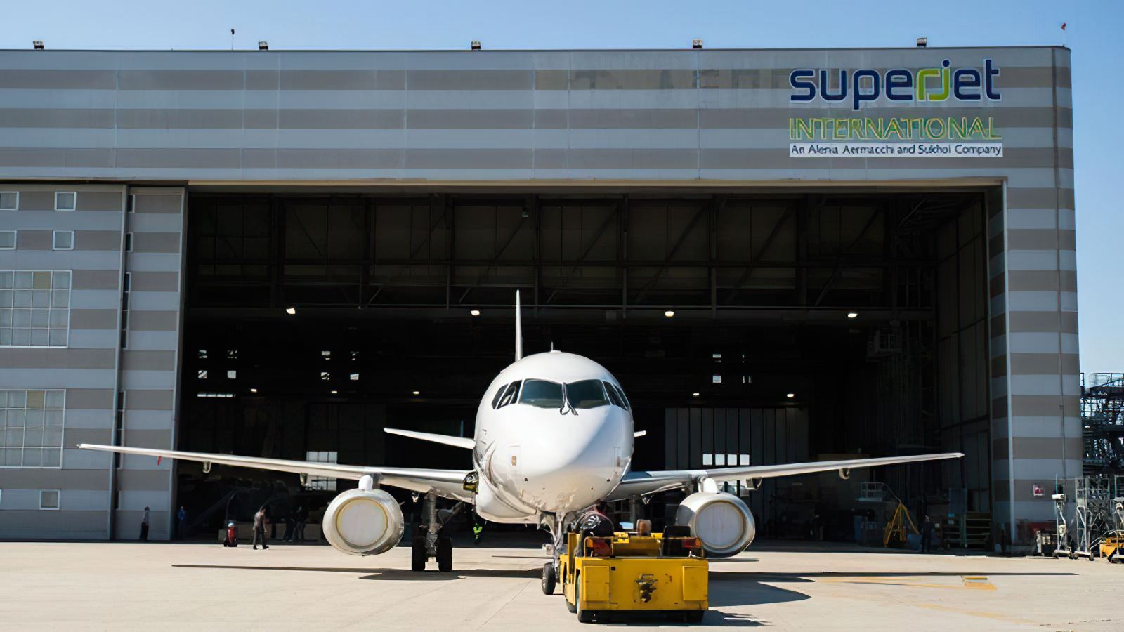«Коммерсантъ» узнал о критической части сделки по SuperJet International