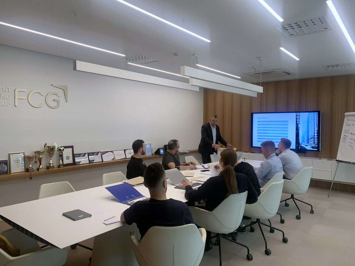 FCG OPS продолжает сотрудничество с Международной академией управления полетами (IFOA)