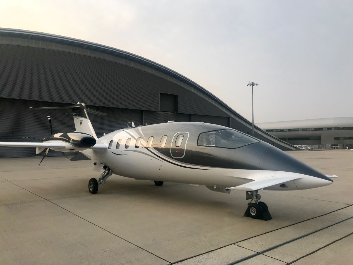 AirGO увеличивает парк за счет Piaggio Avanti со «вторички»