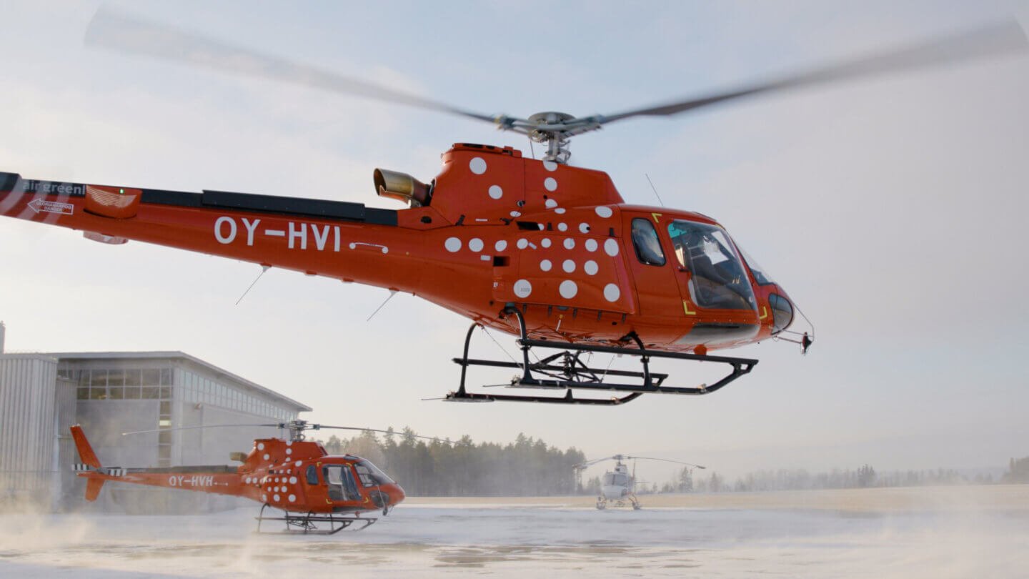 Airbus  Østnes Helicopters  10  Airbus H125